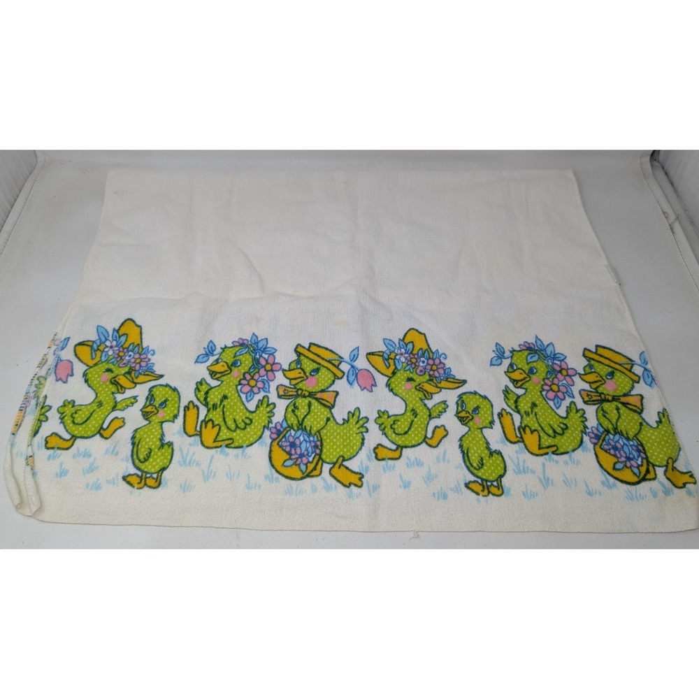 Vintage‎ Baby Care Receiving Blanket Small Cotton Easter Ducks Cute Animals USA